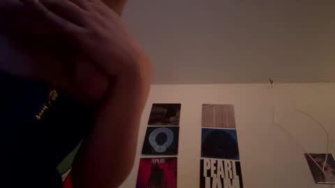 Snapshot of alisyngetslost chatting on 02.17.26 alisyngetslost online show from 02.17.26