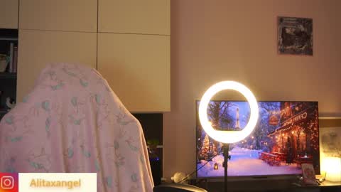 A L I T A online show from 12.05.24