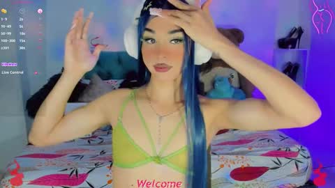 Snapshot of aliz_free chatting on 10.14.25 aliz_free online show from 10.14.25