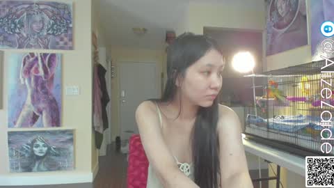 Alize Zaide online show from 02.04.25