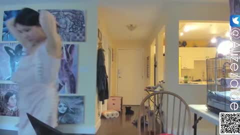 Alize Zaide online show from 03.03.25