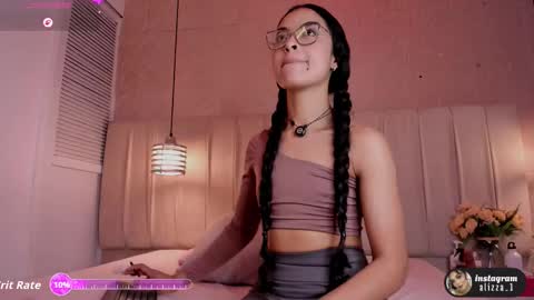 Snapshot of alizza_ chatting on 02.10.26 alizza_ online show from 02.10.26