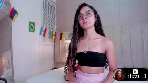 alizza_ online show from 06.19.26