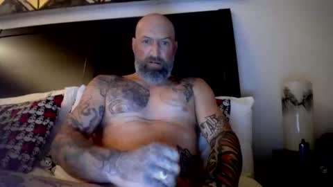 Snapshot of allaroundamazing13 chatting on 01.18.26 allaroundamazing13 online show from 01.18.26