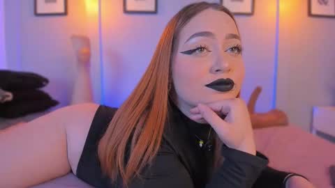 Snapshot of allasska_ chatting on 02.07.26 Laura online show from 02.07.26