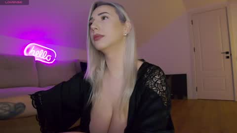 A day u didnt smile is a lost day online show from 02.24.26