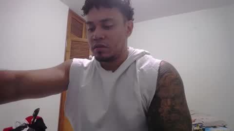 allen_ferrer10 online show from 05.07.26