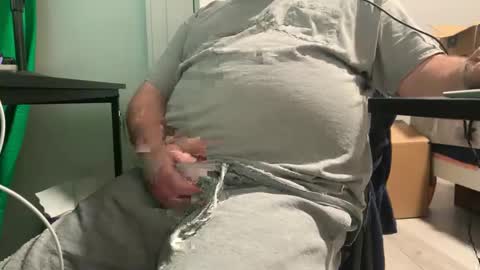 Allergictolove online show from 01.12.25