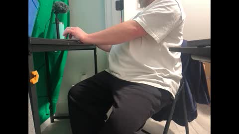 Allergictolove online show from 03.01.25