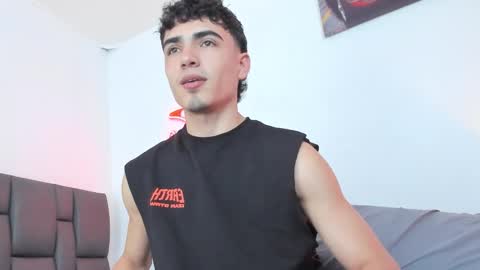 Snapshot of allexserrano chatting on 01.10.26 Allex online show from 01.10.26