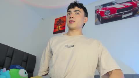 Snapshot of allexserrano chatting on 02.26.26 Allex online show from 02.26.26