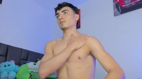 Snapshot of allexserrano chatting on 03.10.26 Allex online show from 03.10.26