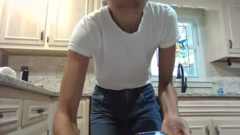 wishlist on bio online show from 09.11.25