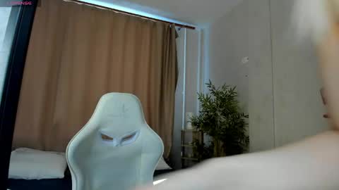 alli_aster online show from 05.25.26