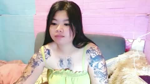 Snapshot of allianahpetit chatting on 02.26.26 allianahpetit online show from 02.26.26