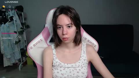 Snapshot of allie_hazie chatting on 01.16.26 alice online show from 01.16.26