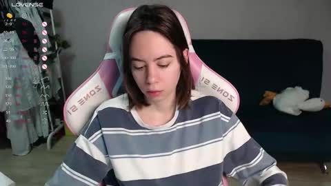 Snapshot of allie_hazie chatting on 02.26.26 alice online show from 02.26.26