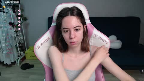 Snapshot of allie_hazie chatting on 03.18.26 alice online show from 03.18.26