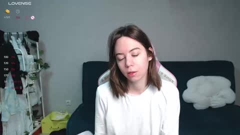 Snapshot of allie_hazie chatting on 03.26.26 alice online show from 03.26.26