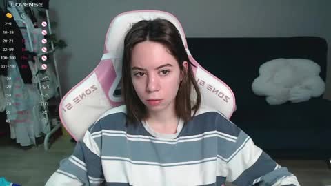 Snapshot of allie_hazie chatting on 03.28.26 alice online show from 03.28.26