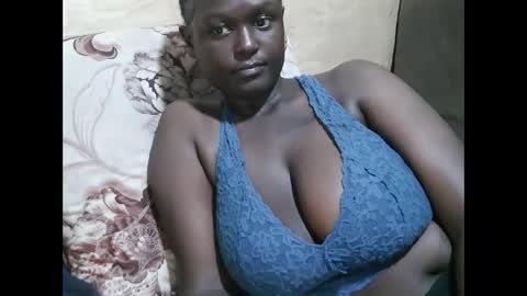 Snapshot of allie_quin chatting on 11.27.25 Allie online show from 11.27.25