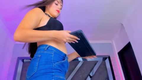    online show from 01.31.25