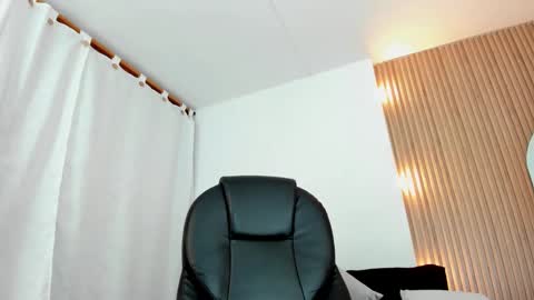 allison_fosther online show from 11.11.25