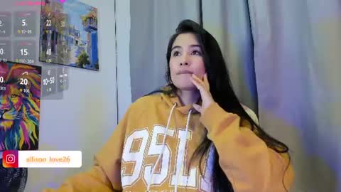 Snapshot of allison_love chatting on 06.19.26 allison online show from 06.19.26