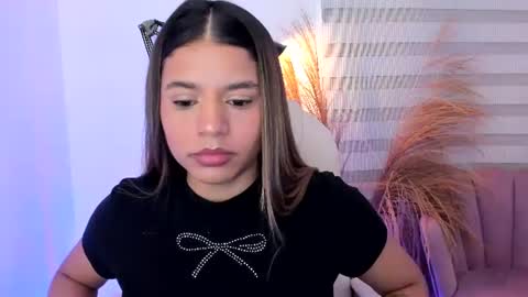 Snapshot of allison_owensxx chatting on 06.11.26 Allison online show from 06.11.26