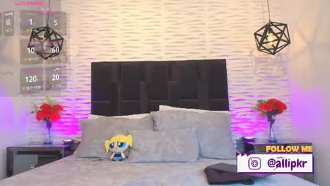 allison_parker1_ online show from 06.21.26