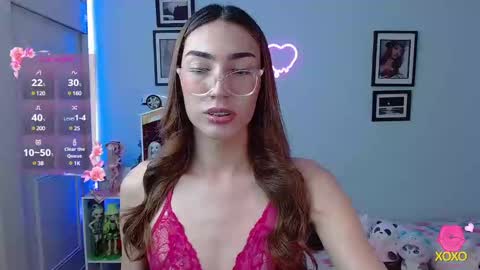 Snapshot of allisonblossom chatting on 12.10.24 online show from 12.10.24