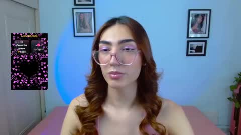 Snapshot of allisonblossom chatting on 09.30.25 online show from 09.30.25