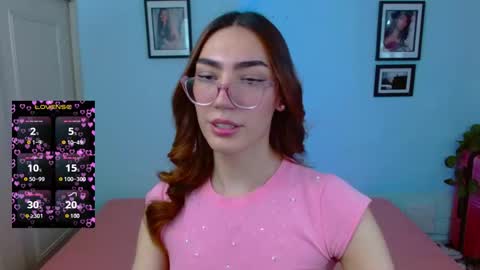 Snapshot of allisonblossom chatting on 10.21.25 online show from 10.21.25