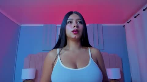 Snapshot of allisonpariss chatting on 02.10.26 alison online show from 02.10.26