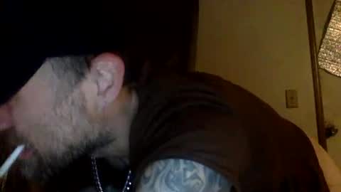 Snapshot of allitrunnin chatting on 12.05.25 allitrunnin online show from 12.05.25