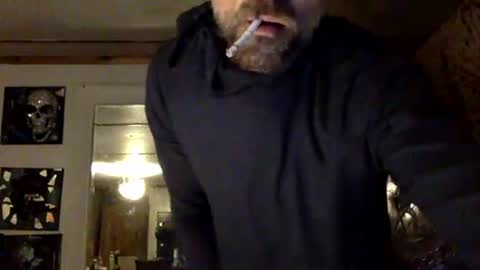 Snapshot of allitrunnin chatting on 01.12.26 allitrunnin online show from 01.12.26