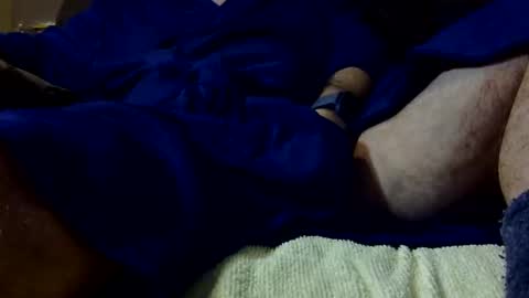 Snapshot of allo00 chatting on 11.17.25 allo00 online show from 11.17.25