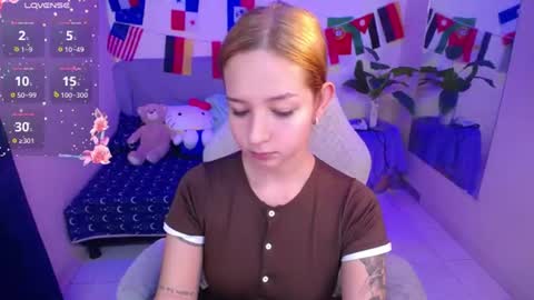 Snapshot of alloy_tiny chatting on 07.10.26 alloy_tiny online show from 07.10.26