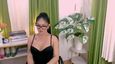 Snapshot of alluring_brianna08 chatting on 07.17.26 Brianna online show from 07.17.26
