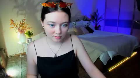 alluringeyess online show from 11.13.25