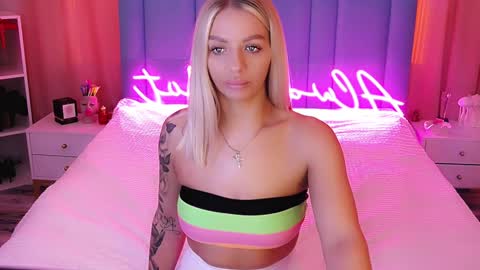 AlwaysHot online show from 01.14.25