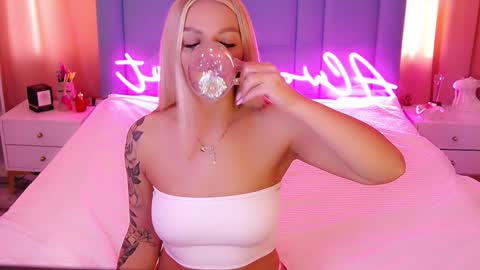 AlwaysHot online show from 02.02.25