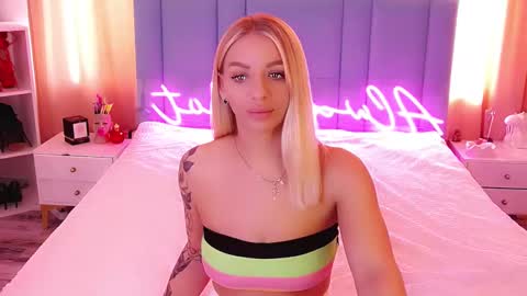 AlwaysHot online show from 03.12.25