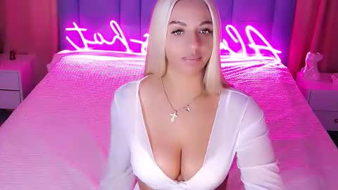 AlwaysHot online show from 09.12.25