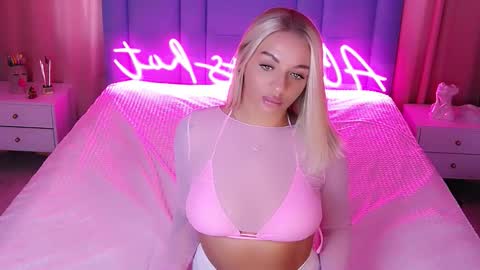 AlwaysHot online show from 10.11.25