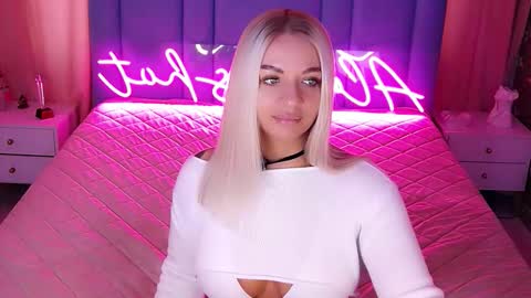 AlwaysHot online show from 03.11.26