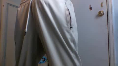 Snapshot of allwolf0323 chatting on 11.14.25 allwolf0323 online show from 11.14.25