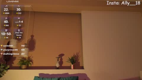 Snapshot of ally_addams chatting on 01.22.25 Ally online show from 01.22.25