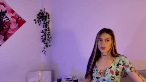 Snapshot of ally_clark chatting on 02.27.25 ally_clark online show from 02.27.25