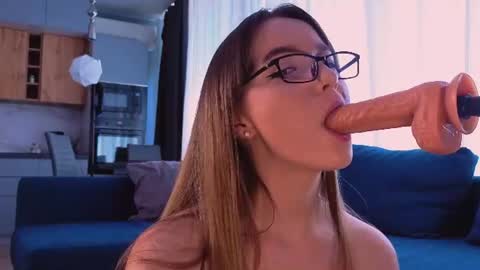 Snapshot of allyaska chatting on 06.23.26 Hello dear guys my name is Alaska lets get to know each other better online show from 06.23.26